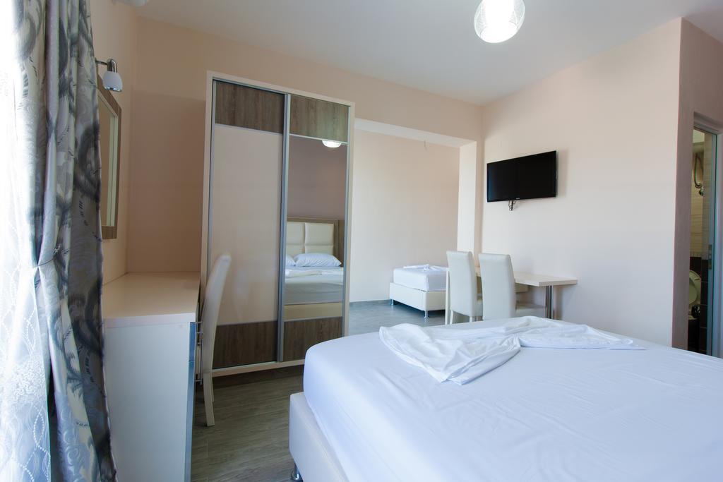 A3 Apartments Ülgün Dış mekan fotoğraf